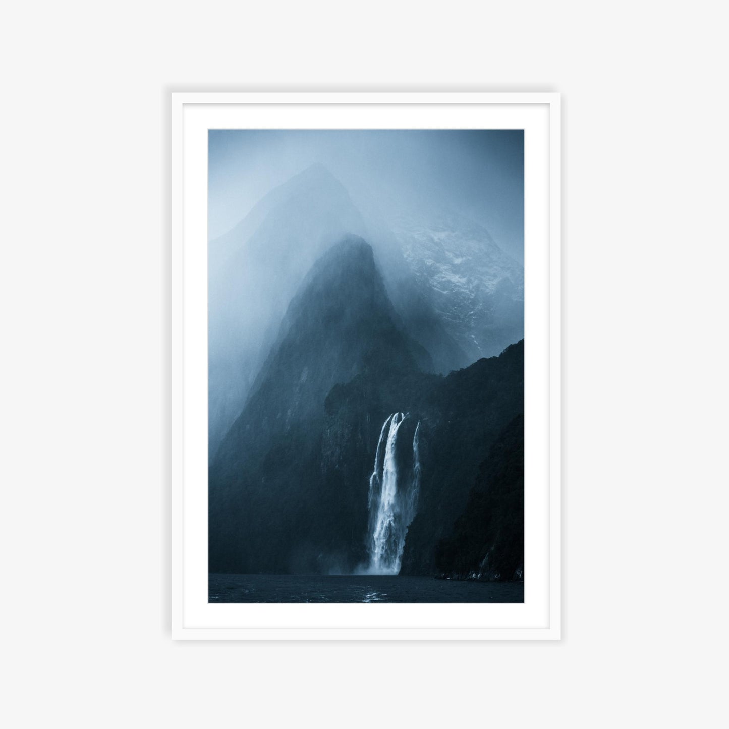 Thunderous rain at Milford Sound