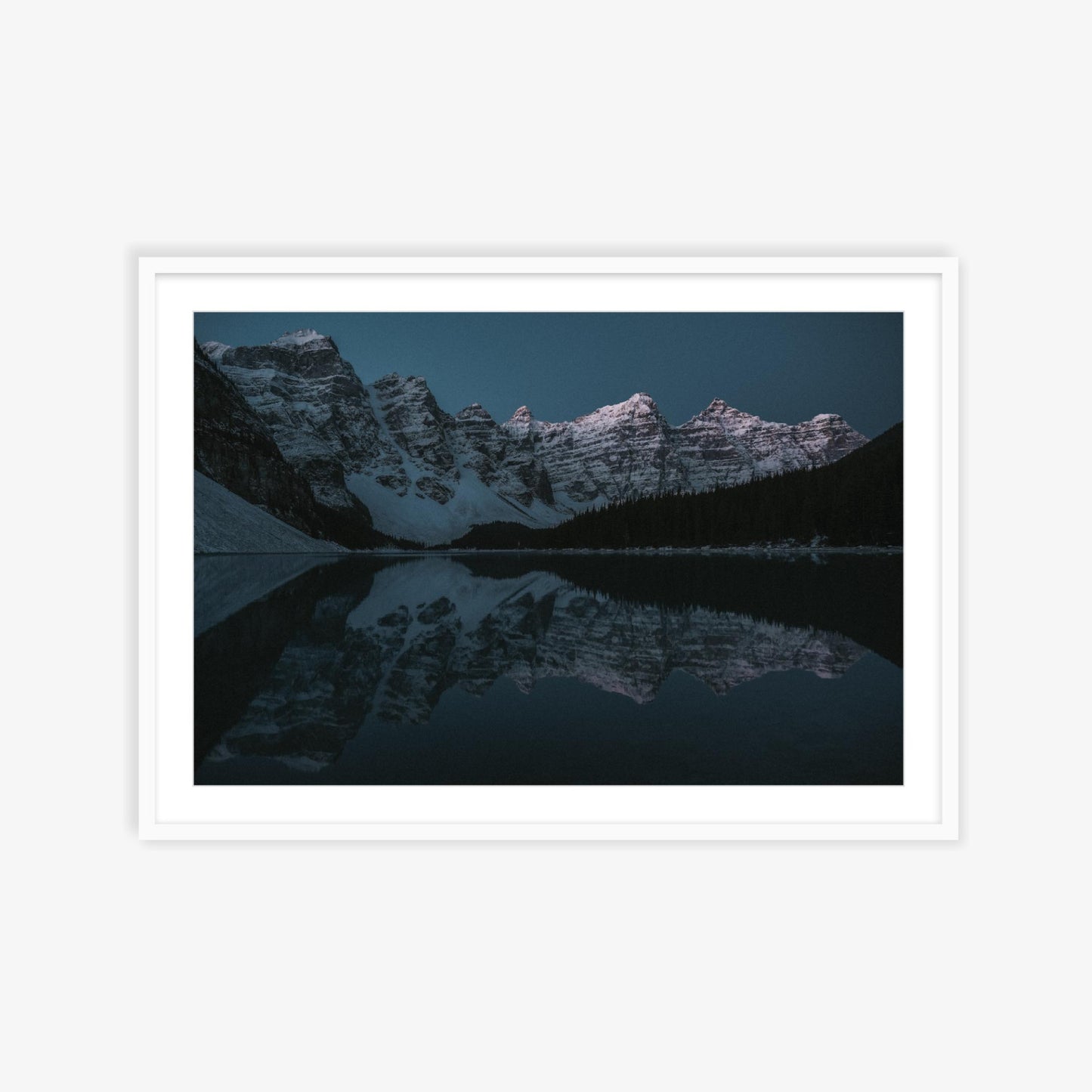 Blue hour at Moraine Lake