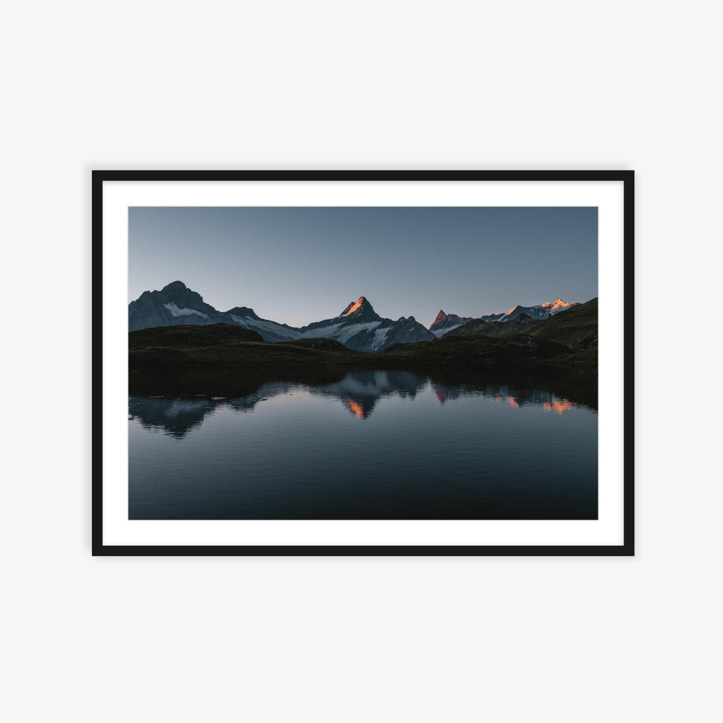 Sunrise at Bachalpsee